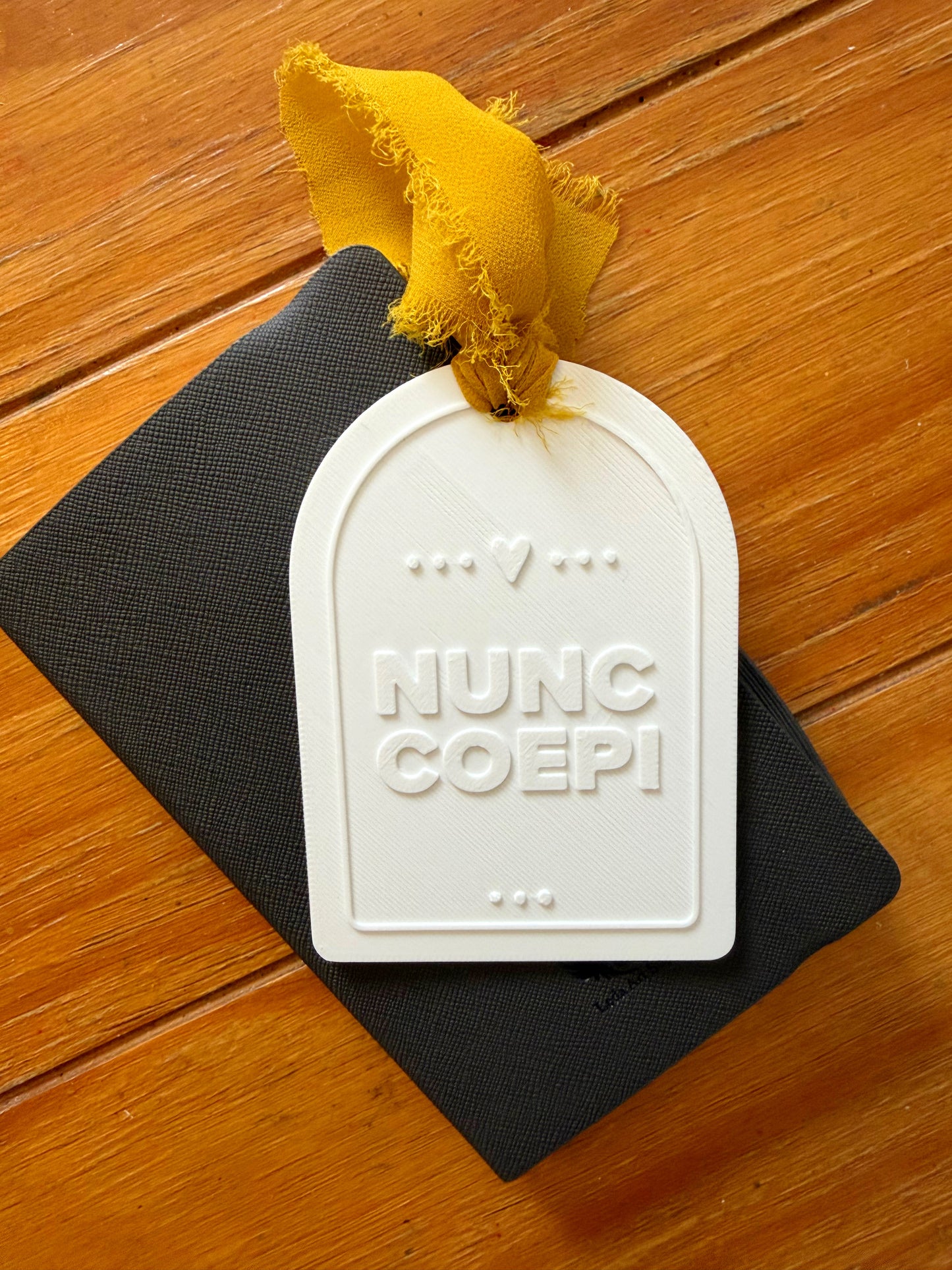 Nunc Coepi Arch Bookmark